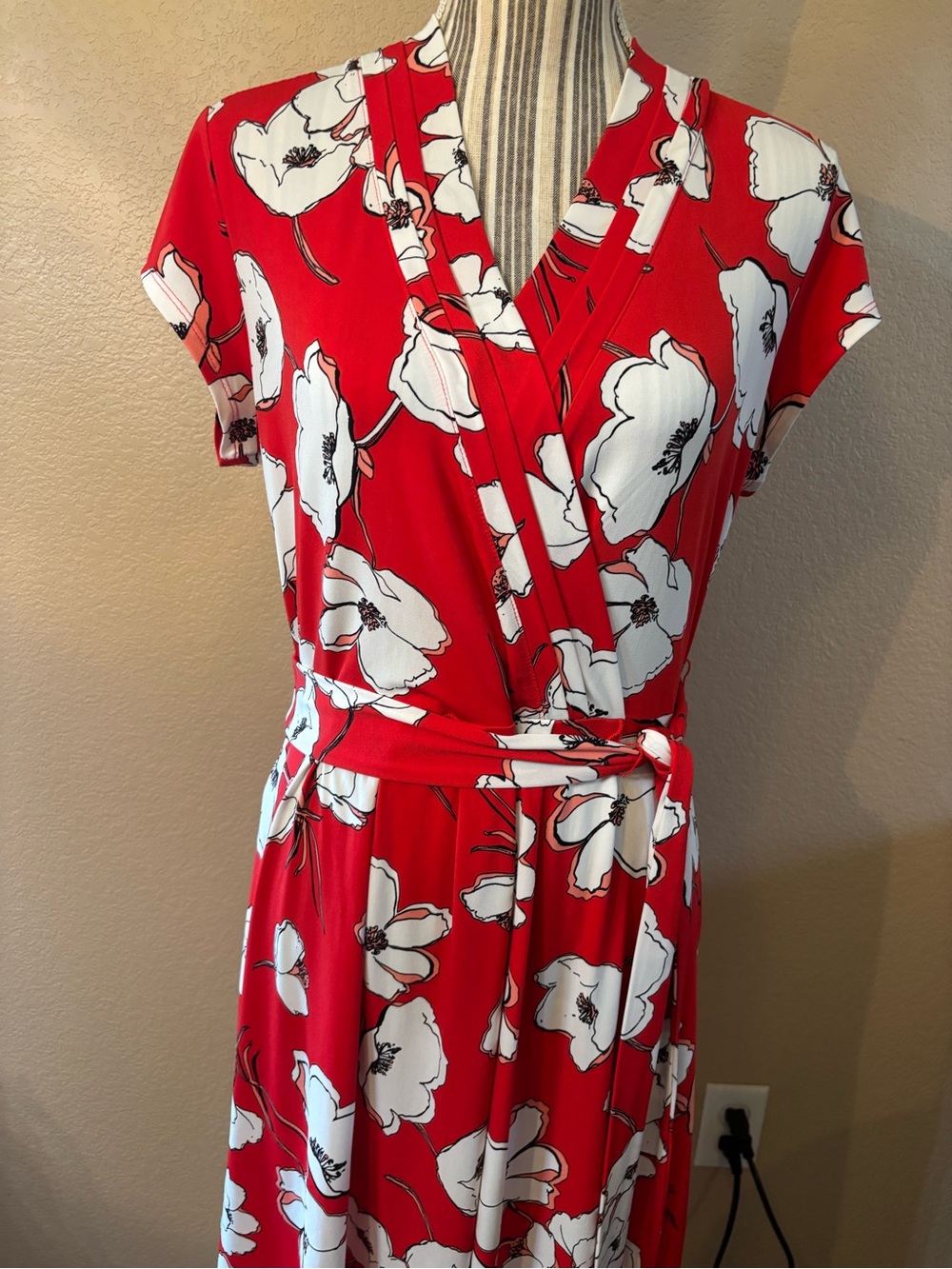 Liz Claiborne Dress Medium Red Faux-Wrap White Floral Midi Side Tie Retro Lined - Picture 3 of 13